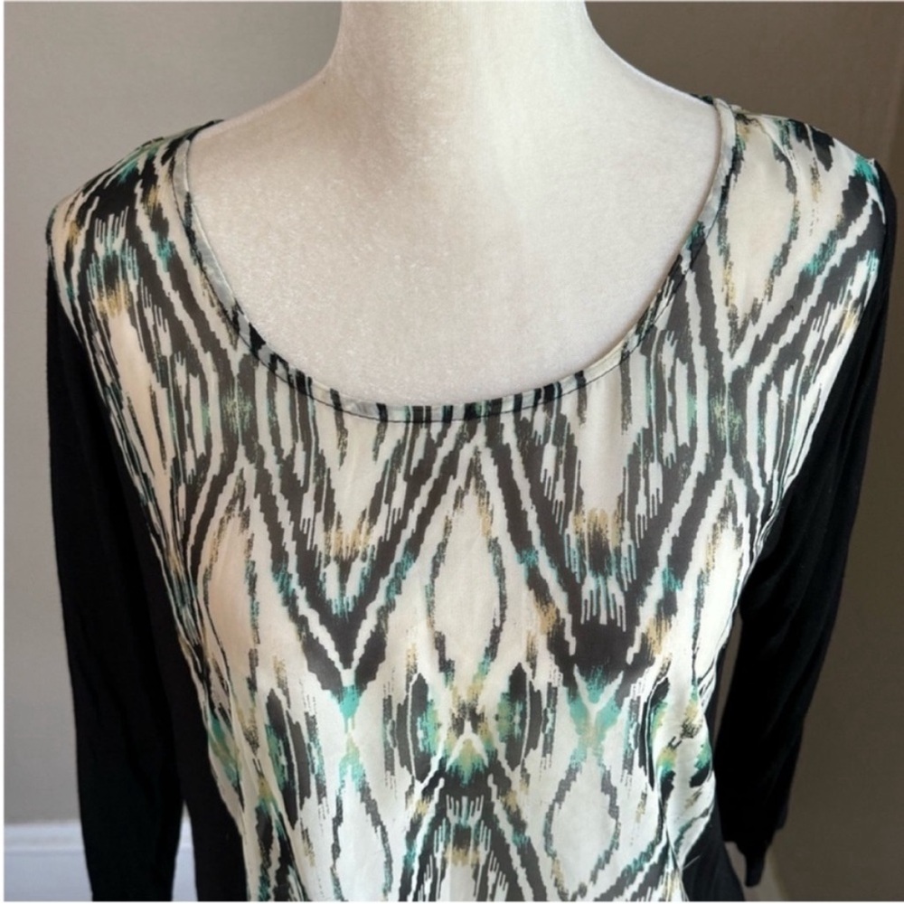 DayTrip Multicolored Sheer Pattern Blouse - Picture 6 of 9